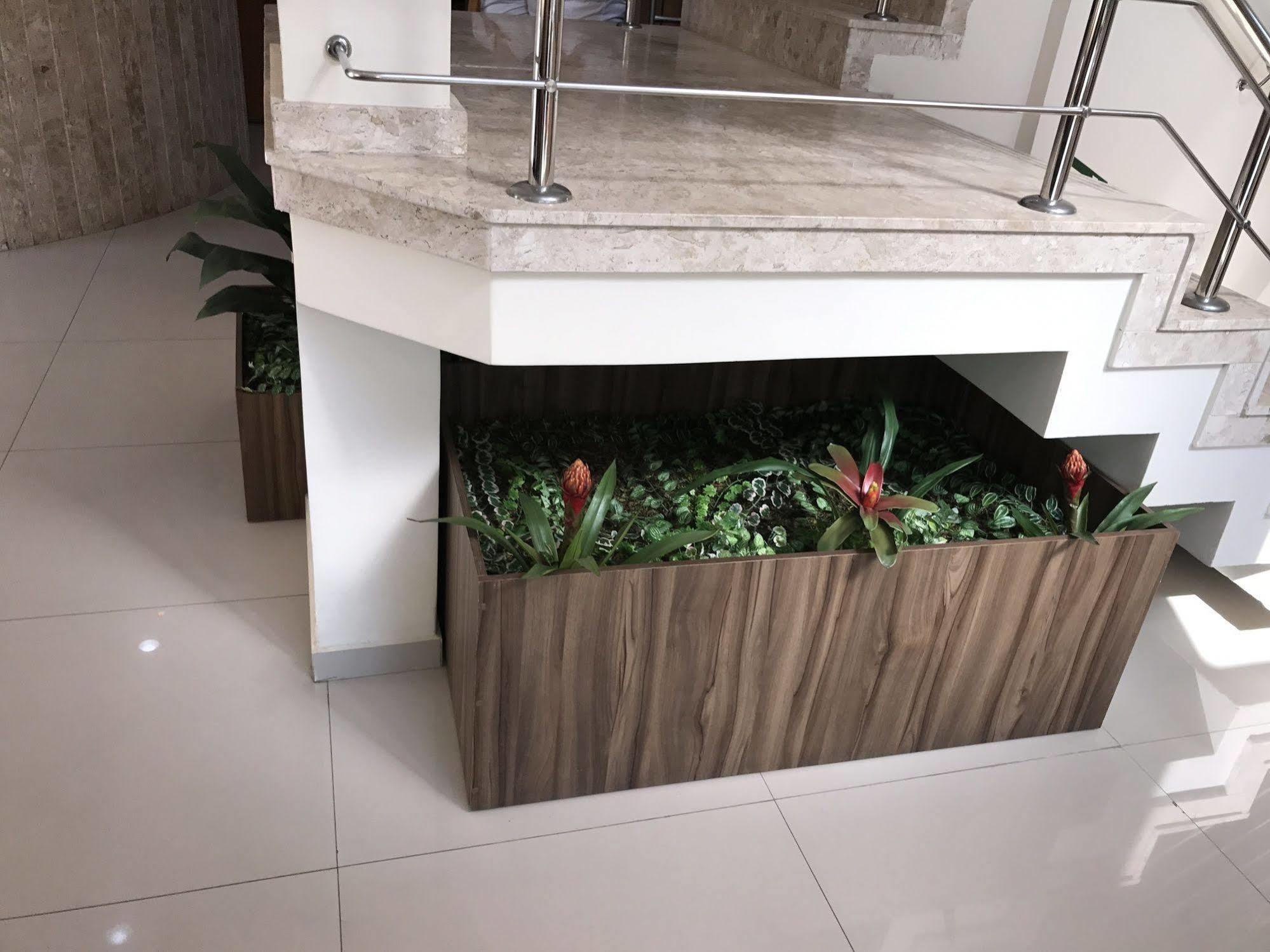 Lotus Hotel - A 6 Km Do Santuario De Aparecida-Sp Guaratinguetá Zewnętrze zdjęcie